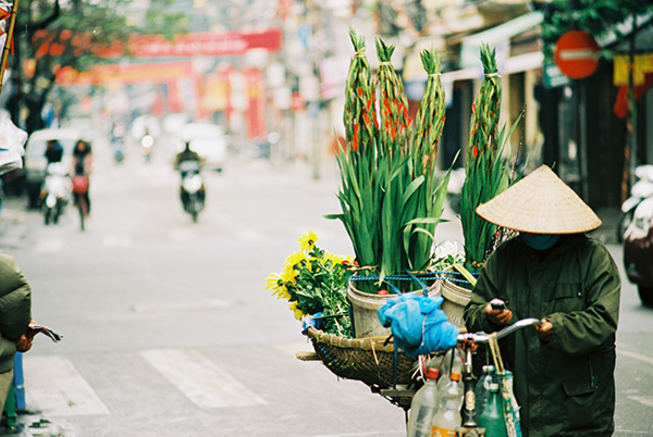 HANOI, FAST BUT SLOW